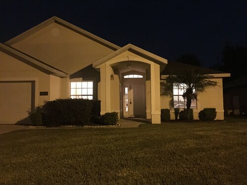 Luxury Villa with Private Pool in Paradise Woods