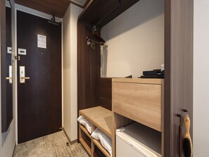 Desk, blackout curtains, free WiFi, bed sheets - Richmond Hotel Sapporo Odori (Sapporo)