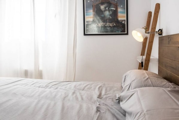 2 bedrooms, WiFi, bed sheets