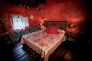 5 chambres, bureau, fer et planche à repasser, Wi-Fi