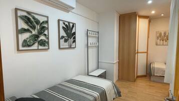 2 bedrooms, iron/ironing board, travel crib, free WiFi