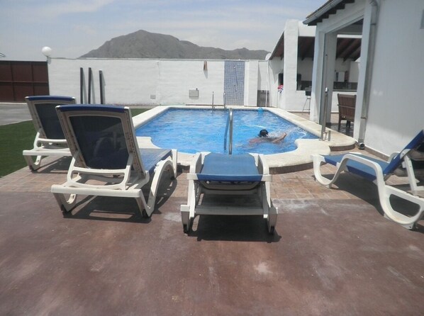 Alberca al aire libre 