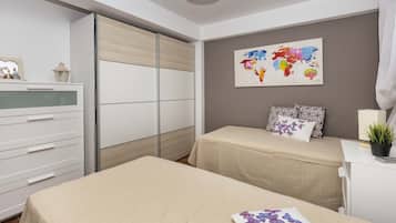 4 habitaciones, tabla de planchar con plancha y wifi gratis