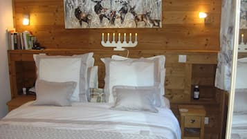 2 habitaciones, tabla de planchar con plancha, wifi y ropa de cama
