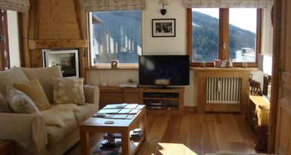 Luxury Apartment In Courchevel Moriond, 1650, Savoie France