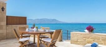 Beachfront Villa Kochily Only 10 Metres From The Sea