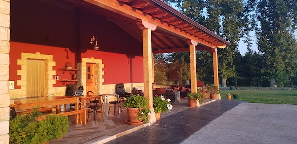 Exterior - Albergue La Cala (Ribamontan al Mar)