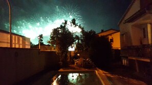 Pool - Villa with private pool in Carcassonne town, quiet area with castle views (Carcassonne)