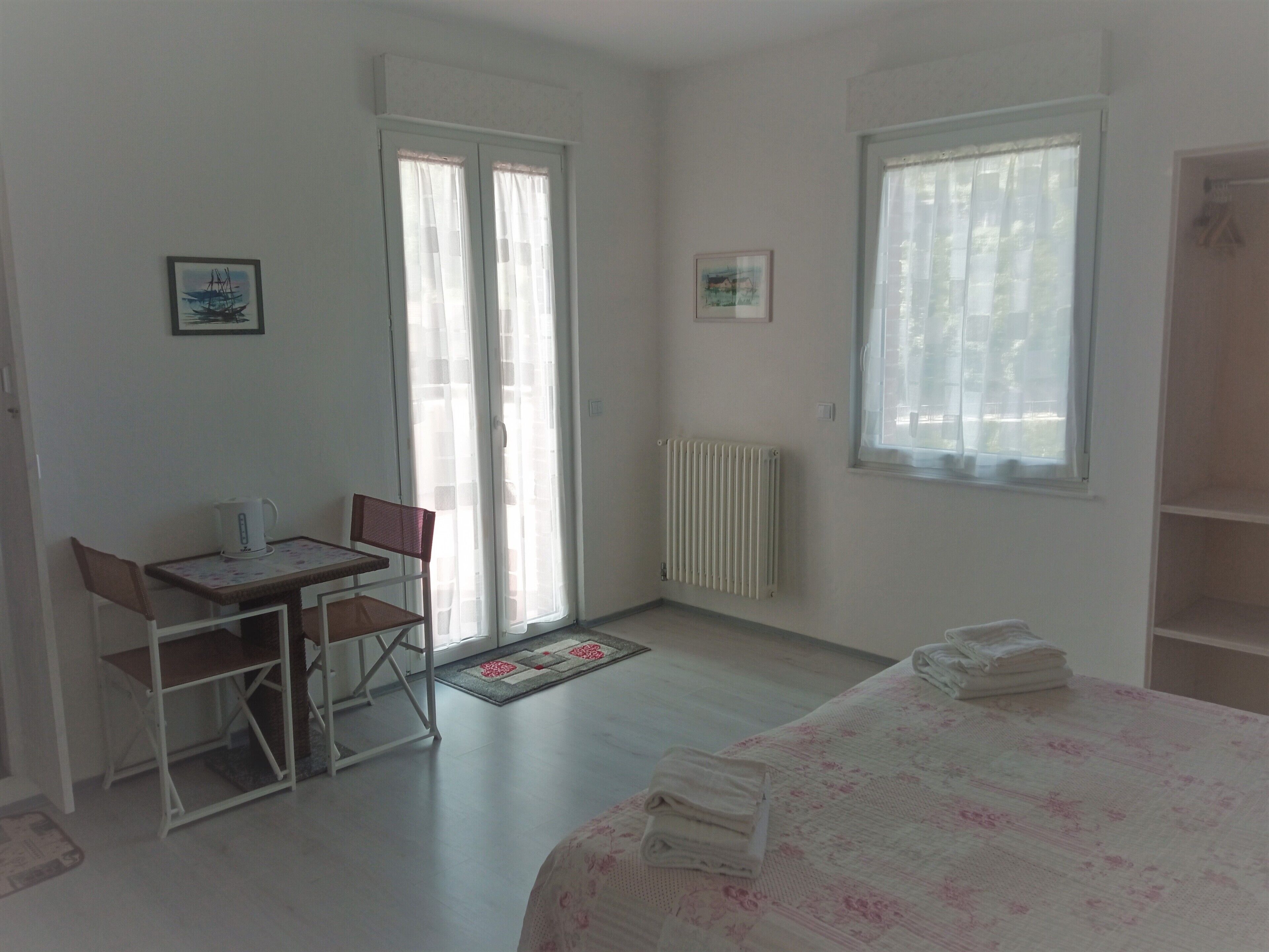 6 - Double with large balcony overlooking Lake Torbole