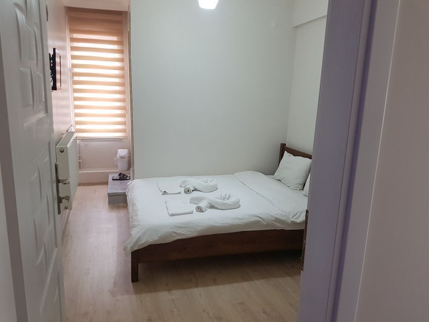 Desk, free WiFi, bed sheets
