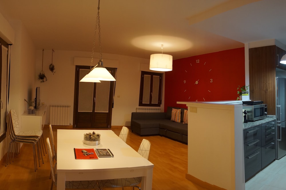 Cozy house in Made