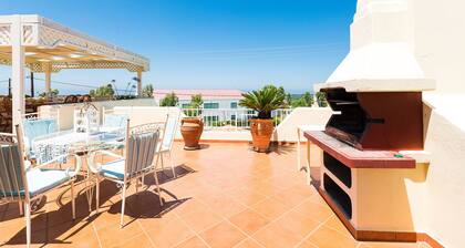 90m2 Pool, Pool, basket, playground, soccer, volley and more!