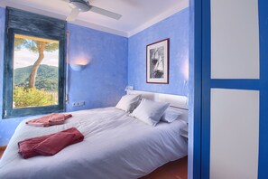 3 habitaciones, tabla de planchar con plancha y wifi gratis 
