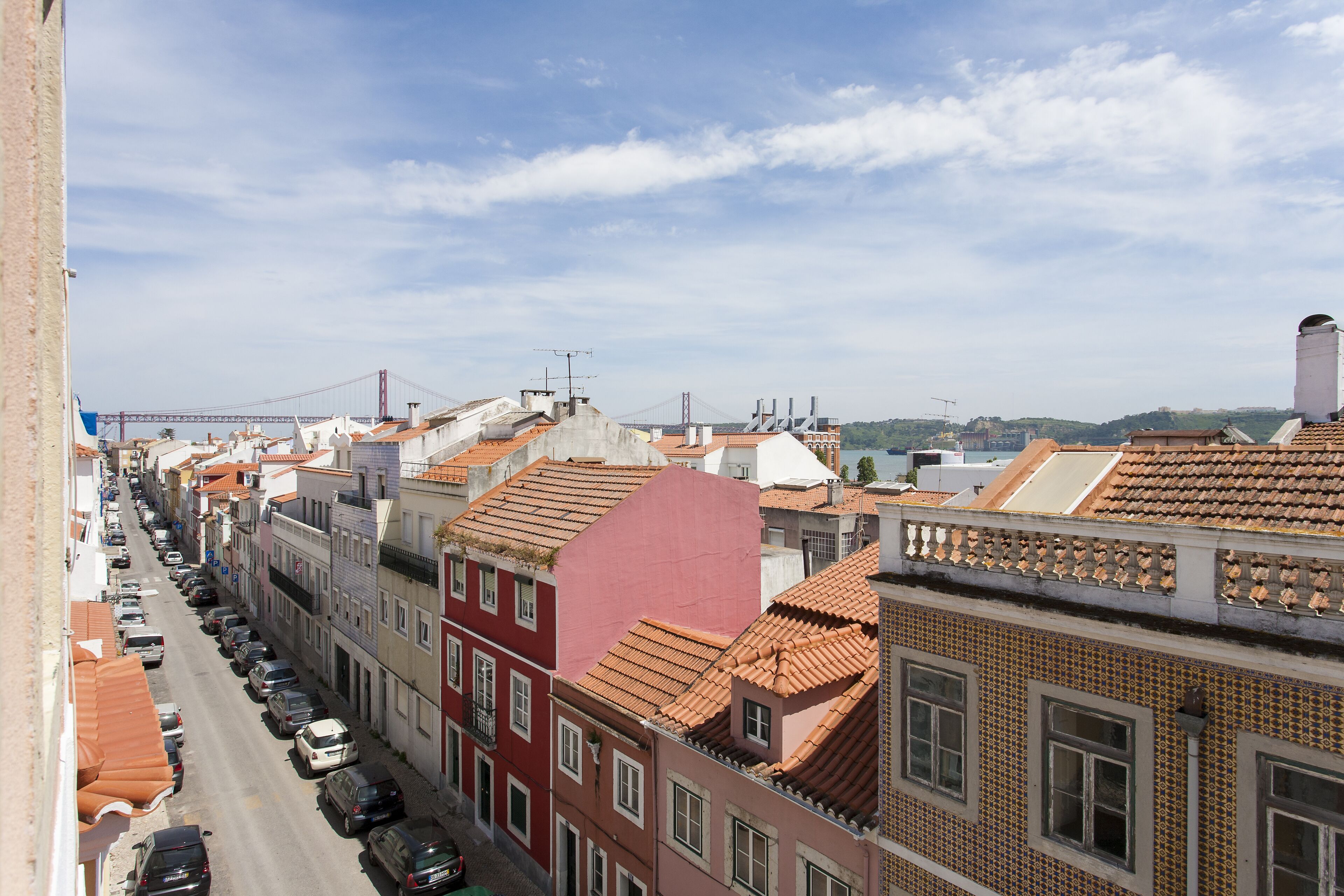 NEW! 1 bedroom apartment in Bethlehem with panoramic views of the river and historic district