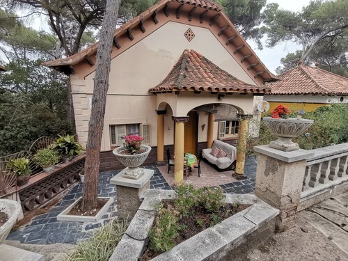 Kolonialhaus 20 km vom Zentrum von Barcelona