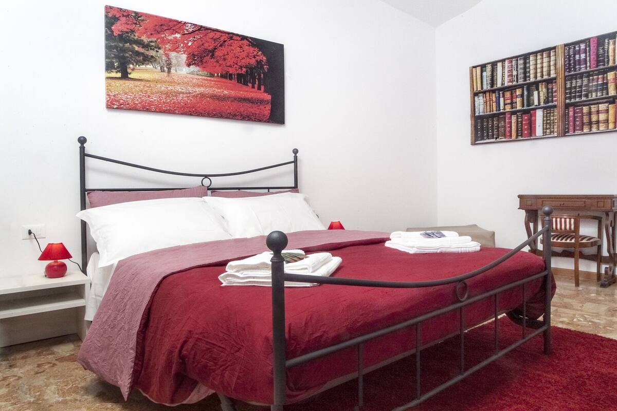 Hypo-allergenic bedding, desk, laptop workspace, soundproofing