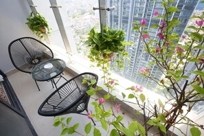 City Quadruple Room, 4 Bedrooms, Non Smoking, City View | Balcony - Bayhomes Metropolis Serviced Apartment (Hanoi)