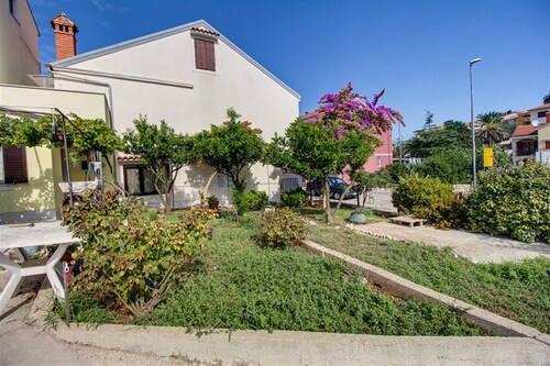 Gemütliches Apartment mit 2 Schlafzimmern, haustierfreundlich und mit Parkplatz