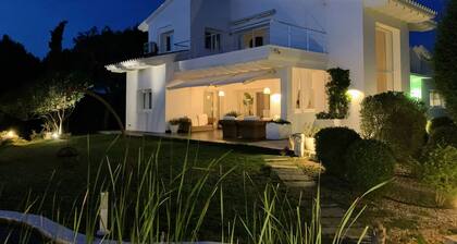 OFERTA ESPECIAL DE ULTIMA HORA- lujosa casa aislada con piscina