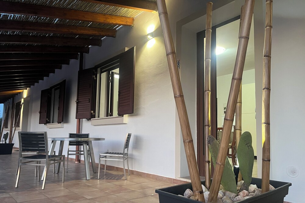 apartement in the countryside close to the sea
