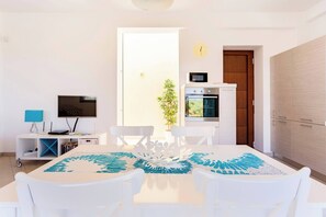 Dining - VILLA DELLE STELLE (Scopello)