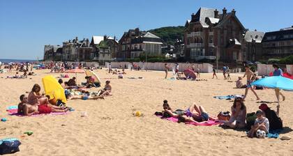 ChaumiĂšre pleine de charme proche Honfleur et Deauville