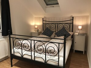Comfort Apartment | Desk, free WiFi, bed sheets - Klein Bullerbü im Alpbachtal Tegernsee (Tegernsee)