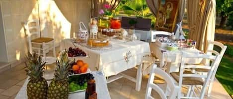 Desayuno buffet incluido todos los días