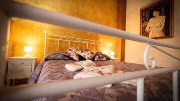 Chambre Quadruple, vue jardin, rez-de-chaussée