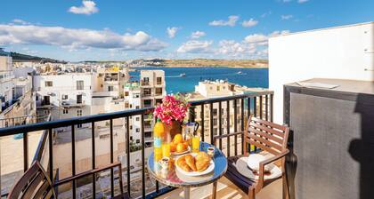 Seashells Penthouse Hot Tub Seaview by Getaways Malta
