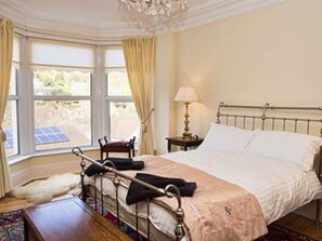 5 bedrooms, iron/ironing board, travel cot, free WiFi