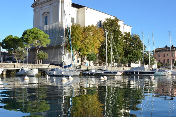 Marina