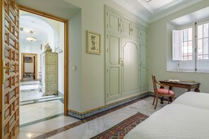 3 間睡房、熨斗/熨衫板、Wi-Fi、床單