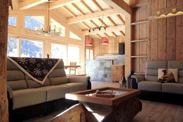 TV, fireplace, table football, books