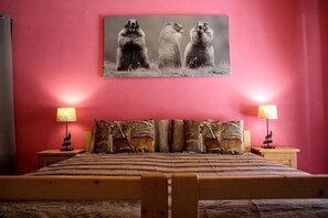 5 chambres, fer et planche à repasser, Wi-Fi, literie fournie