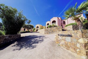 Exterior - house / villa - CALVI (Calvi)