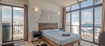 Seashells Penthouse Seaview Terrace by Getaways Malta