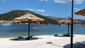 Vlak bij het strand