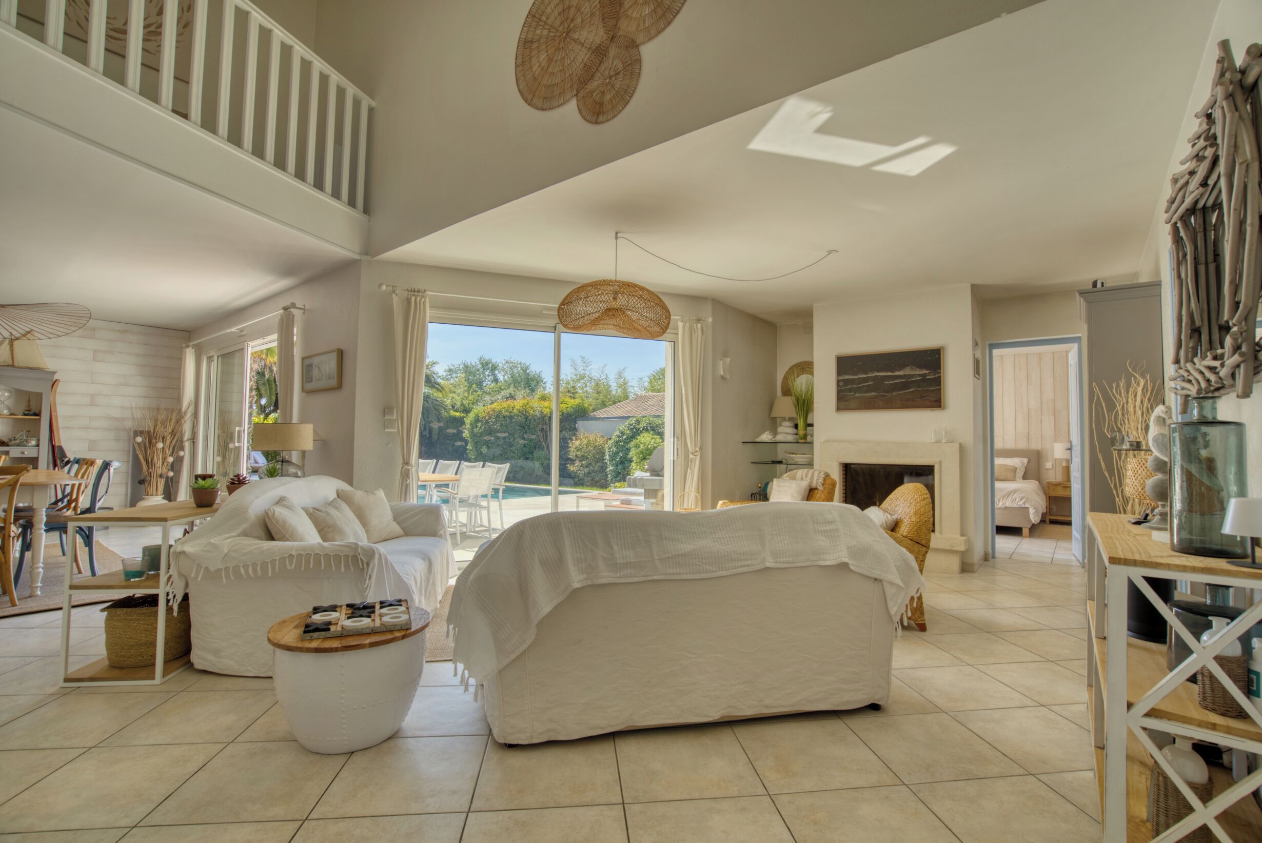 4 bedrooms, in-room safe, desk, iron/ironing board