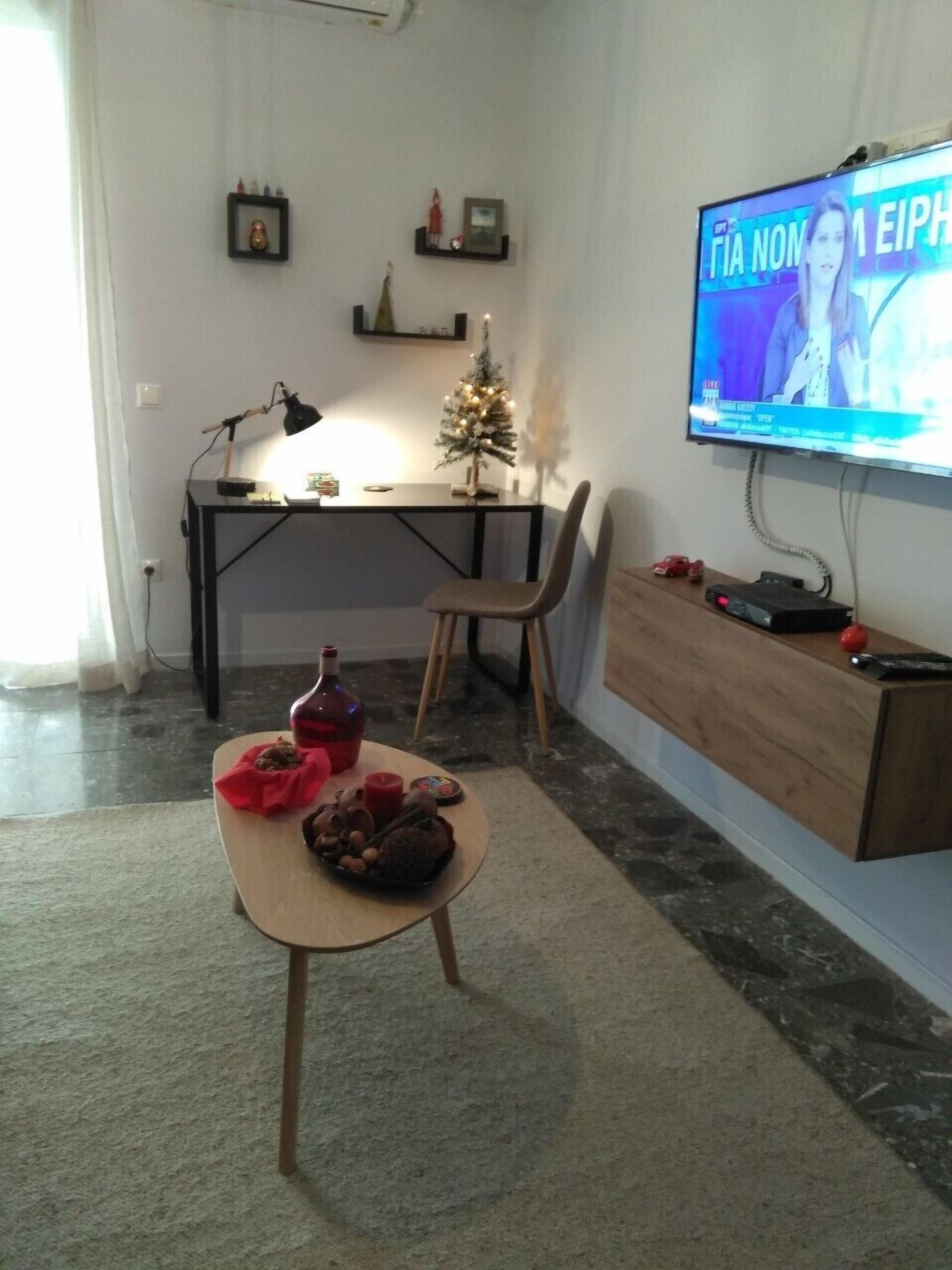 This flat is recently renovated near to Attiki metro station.
