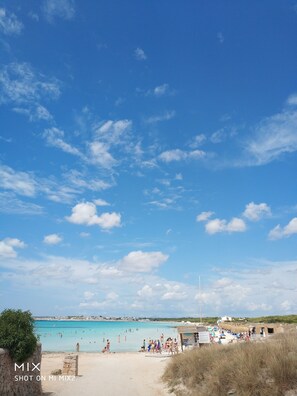 Beach nearby - Very bright house with private pool 300m from the sea. (Llucmajor)