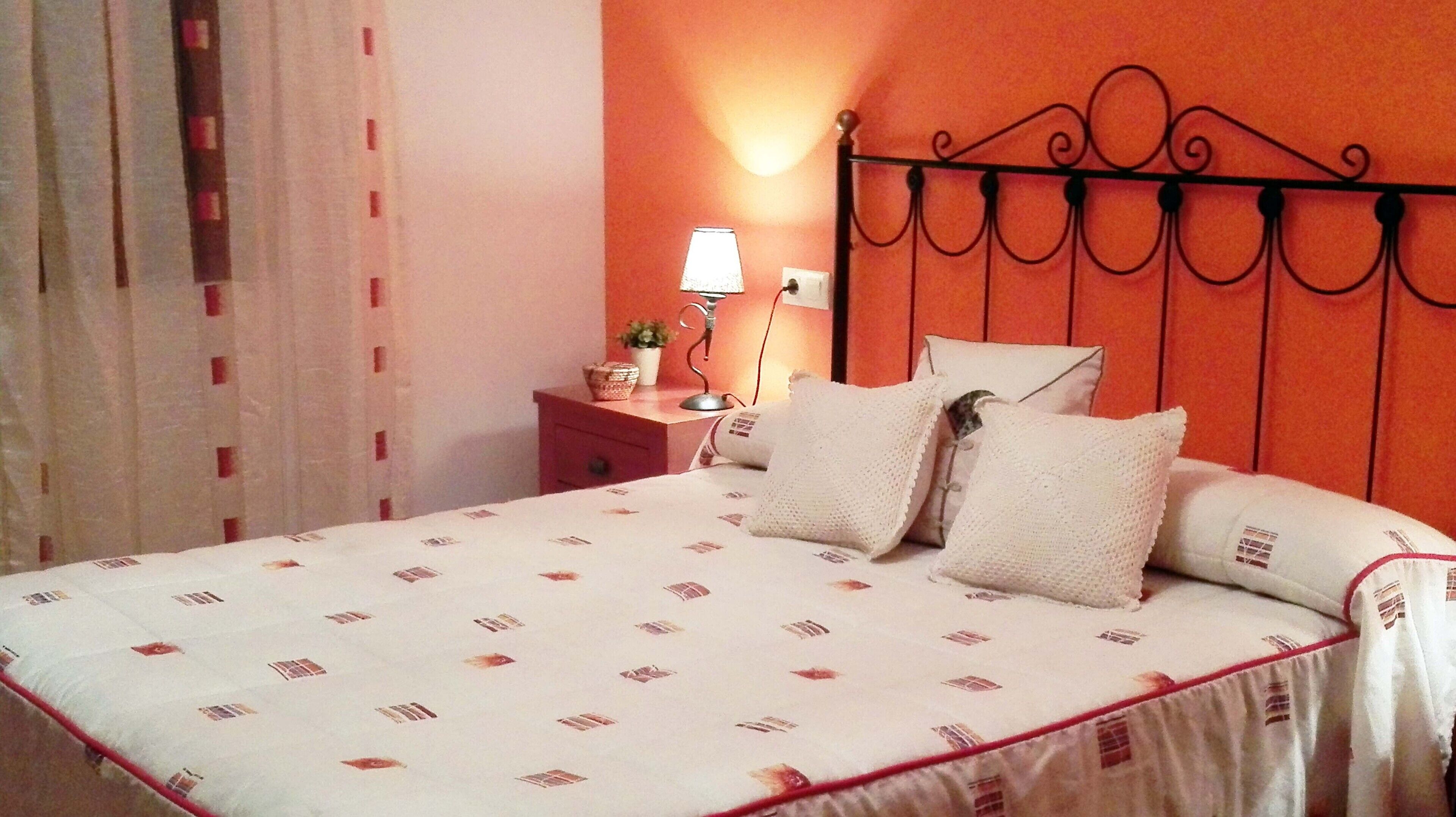 The Cobeña Viewpoint. 60 m house. with beautiful views of the Picos de Europa.