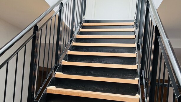 Soundproofing, WiFi (free), bed sheets - Pension Kellei 71 (Dresden)
