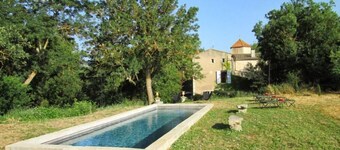 At the center of the Cathar country,Saint-André is an authentical and family mansion with a swimming-pool