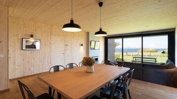 Appartement, 3 slaapkamers, uitzicht op zee (Cabaña Espiñeiro) | Dineren in de kamer