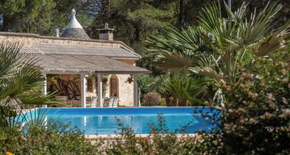Villa Trulli Inn: piscine privée, jardin, barbecue. wifi. 5 chambres