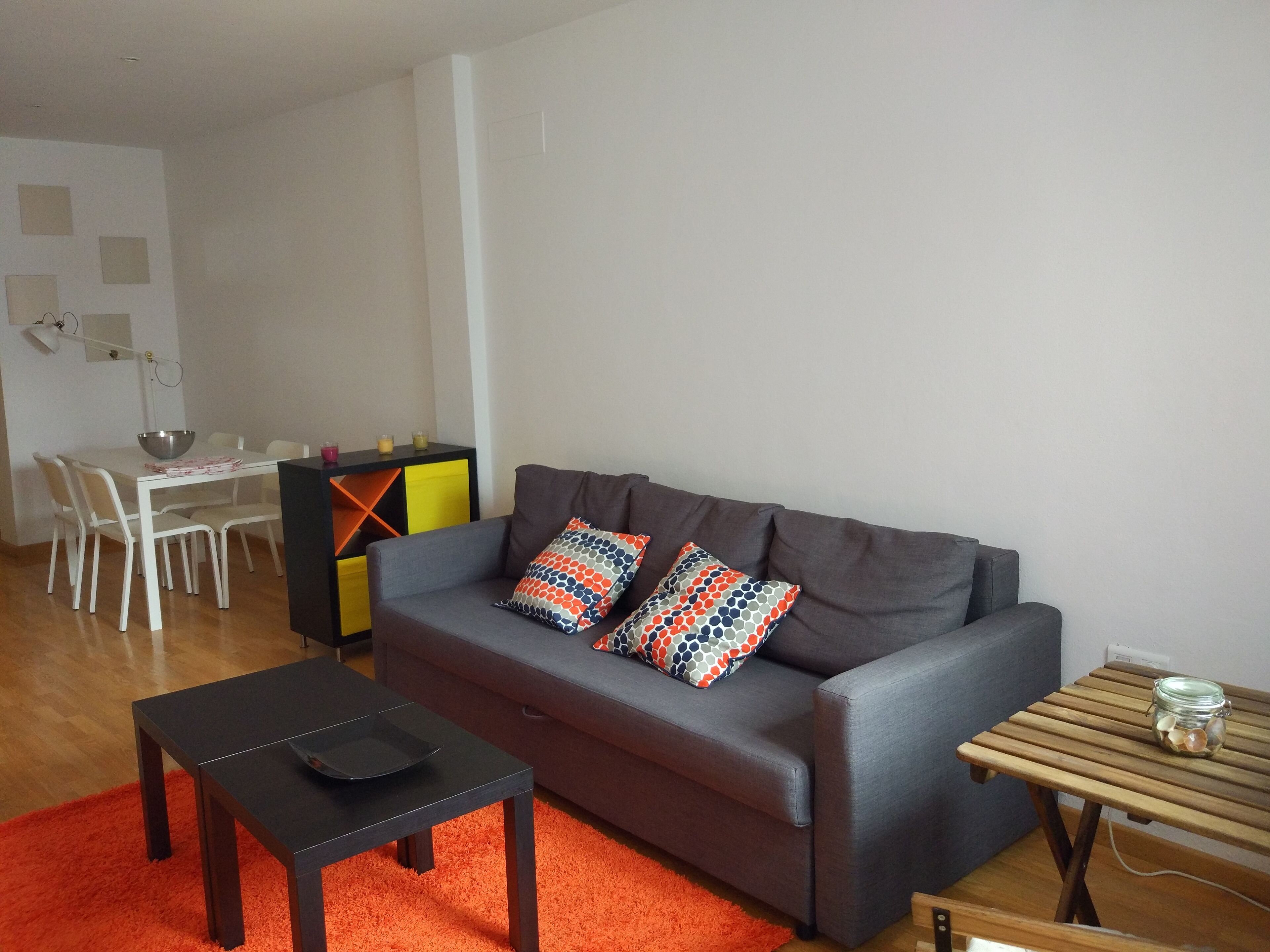 Smart TV, libri, impianto stereo