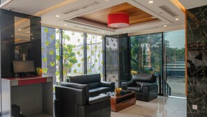 Reception - Ritz Grand Hotel Mandalay (Mandalay)