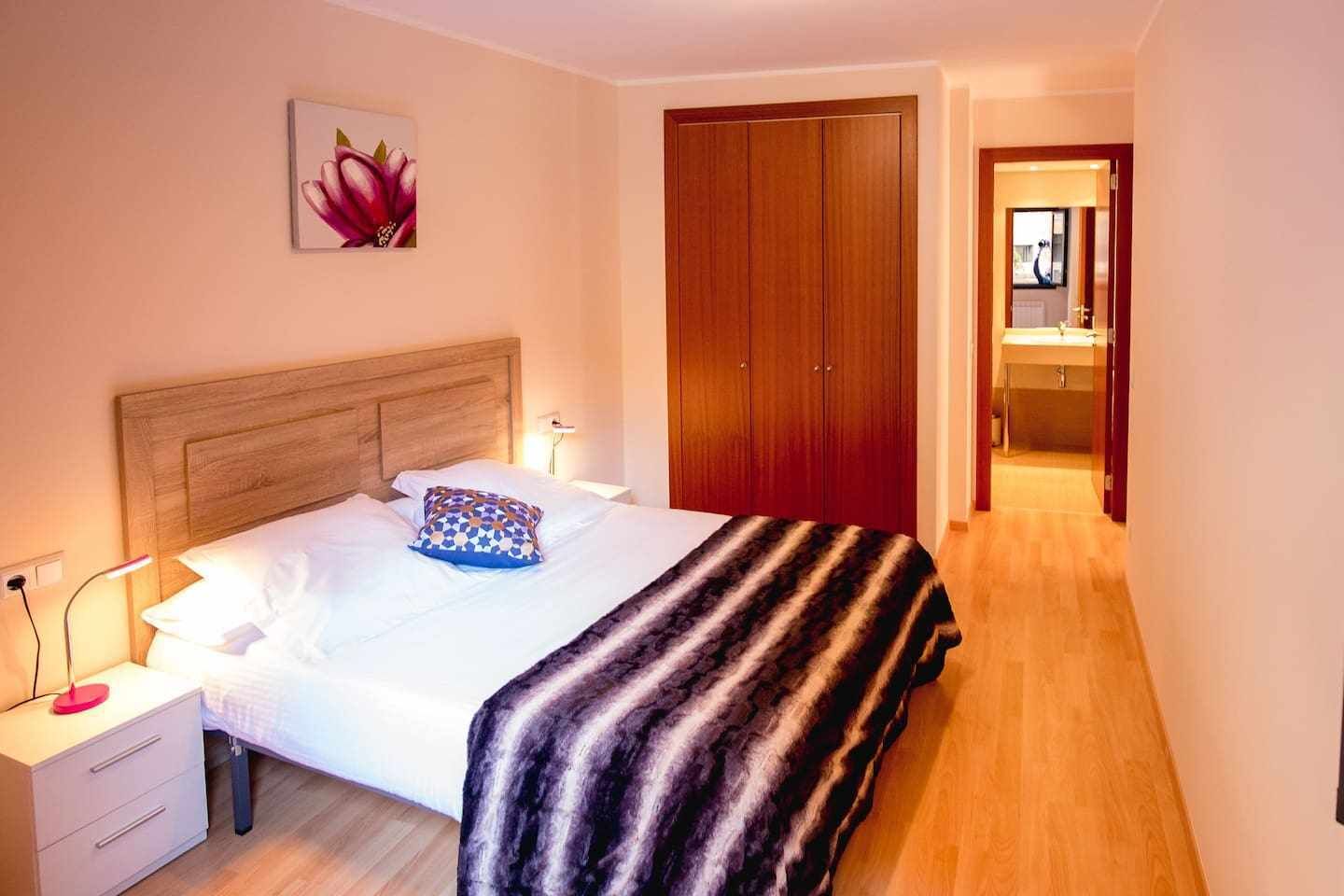 3 chambres, lit parapluie, Wi-Fi, draps fournis