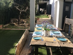 Outdoor dining - VILLA BUDA BEGUR
House with private pool, sea view & walking distance to Sa Tuna (Begur)